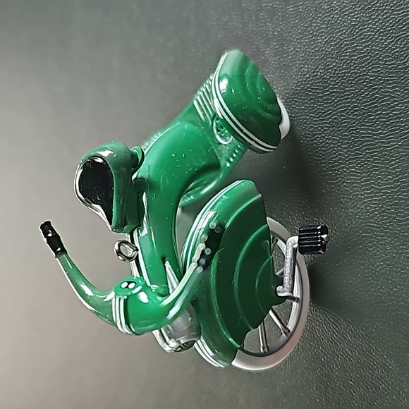 1935 Murray Velocipede | Hallmark Ornament from 1997 - Picture 3 of 4